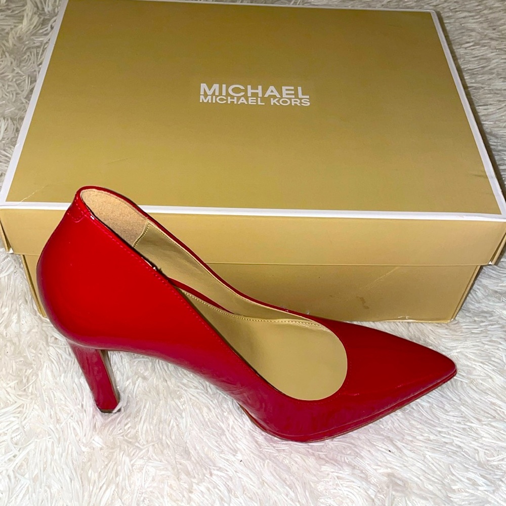 Michael Kors Red heel. Brand New. Size 7.5
